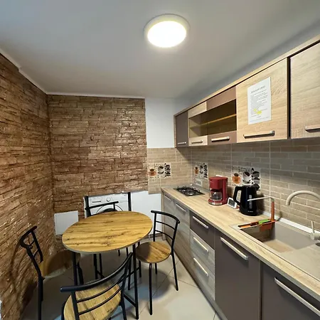 Апартаменти Cozy Tampa - Ultracentral Брашов